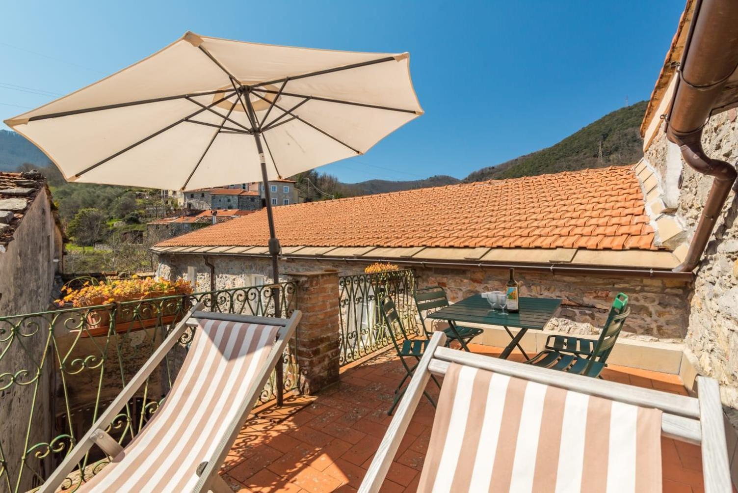 Corte Paganini Casa Vacanze Riccò del Golfo di Spezia Buitenkant foto